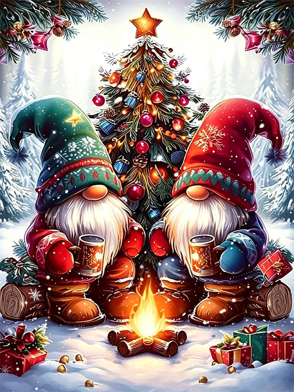 Broderie diamant de deux lutins de Noël aux grands bonnets rouges et barbes blanches autour d'un petit feu de bois